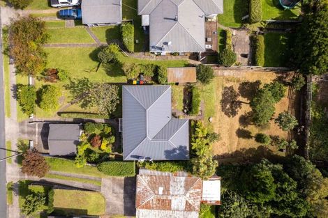 Photo of property in 30 Awanui Street, Merrilands, New Plymouth, 4312