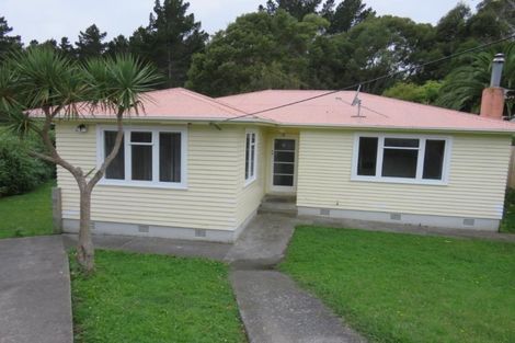 Photo of property in 27 York Place, Cannons Creek, Porirua, 5024