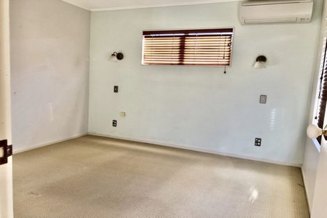 Photo of property in 6 Bass Street, West Harbour, Auckland, 0618