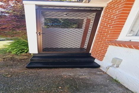 Photo of property in 2/5 Hinemoa Street, Waiwhetu, Lower Hutt, 5010