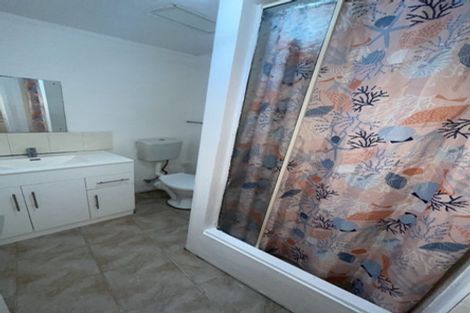 Photo of property in 2 Glenmore Road, Sunnyhills, Auckland, 2010