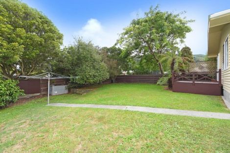 Photo of property in 3 Tacoma Drive, Totara Park, Upper Hutt, 5018