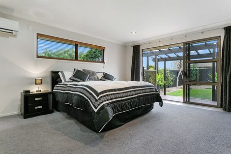 Photo of property in 3 Cooper Crescent, Cambridge, 3434