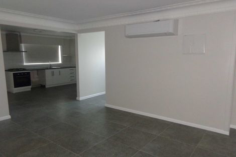 Photo of property in 96 Chislehurst Street, Henderson, Auckland, 0612