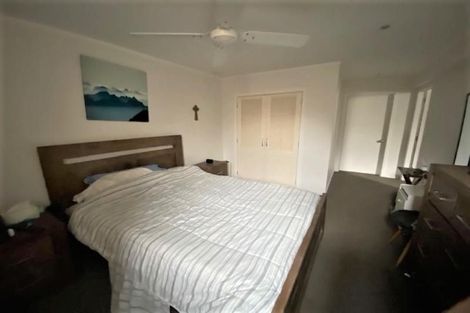 Photo of property in 1a Gaede Terrace, Sunnyvale, Auckland, 0612