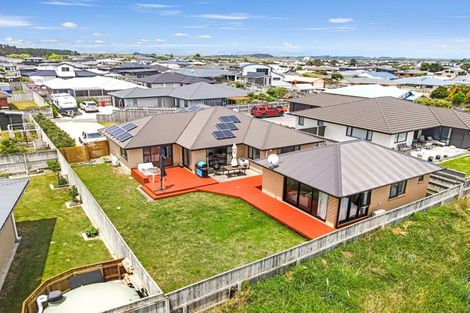 Photo of property in 21 Story Street, Foxton Beach, Foxton, 4815