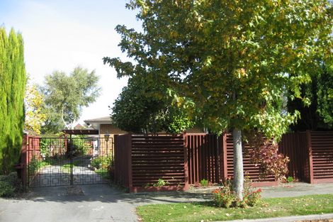 Photo of property in 21 Glenside Avenue, Ilam, Christchurch, 8041