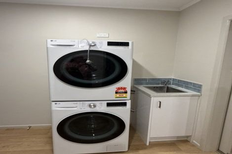 Photo of property in 234 Old Farm Road, Hamilton East, Hamilton, 3216