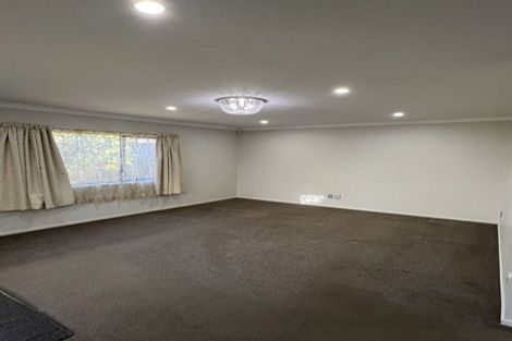 Photo of property in 15a York Road, Papatoetoe, Auckland, 2104