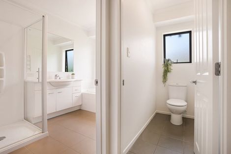 Photo of property in 3 Solan Drive, Waimauku, 0812