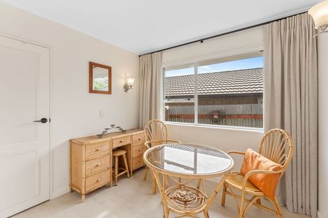 Photo of property in 25b Pehi Kupa Street, Waikanae, 5036