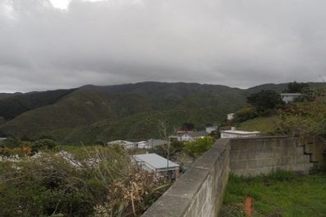 Photo of property in 17 Caribou Place, Kingston, Wellington, 6021