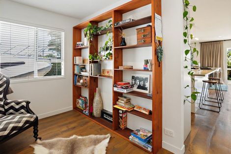 Photo of property in 6a White Street, Whitianga, 3510