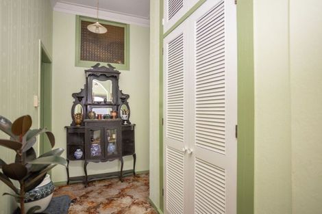 Photo of property in 10 Allardice Street, Dannevirke, 4930