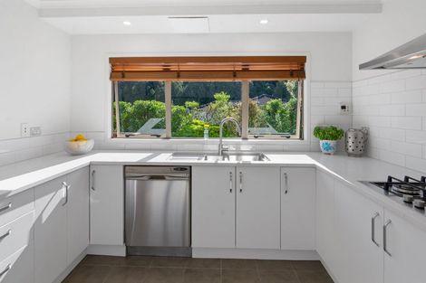 Photo of property in 41 Kristin Lane, Albany, Auckland, 0632