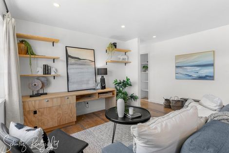 Photo of property in 19 Whaka Street, Maungaturoto, 0520