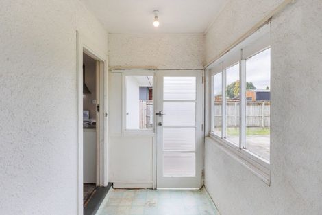 Photo of property in 32 Keeling Street, West End, Palmerston North, 4412