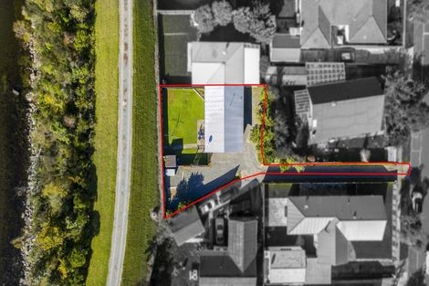 Photo of property in 11b Gemstone Drive, Birchville, Upper Hutt, 5018