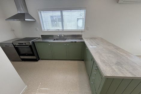 Photo of property in 3 Shepherds Road, Papakura, 2110