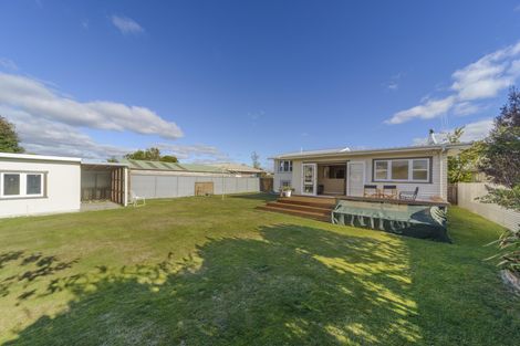 Photo of property in 9 Leslie Avenue, Cloverlea, Palmerston North, 4412