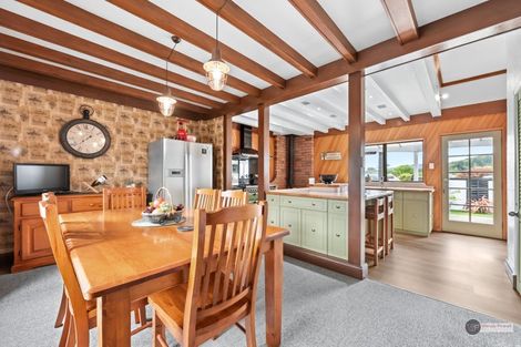 Photo of property in 21 Dalton Grove, Stokes Valley, Lower Hutt, 5019