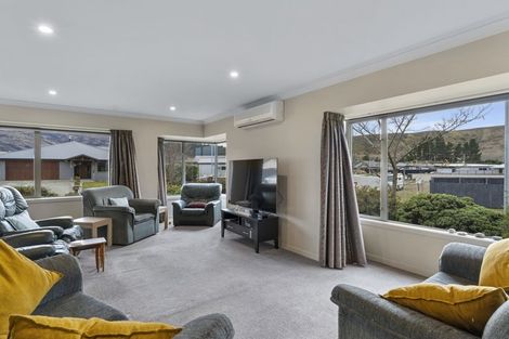 Photo of property in 2 Elizabeth Place, Clyde, 9330