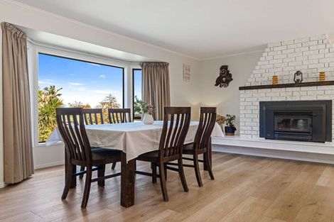 Photo of property in 8 Deodar Place, Totara Heights, Auckland, 2105