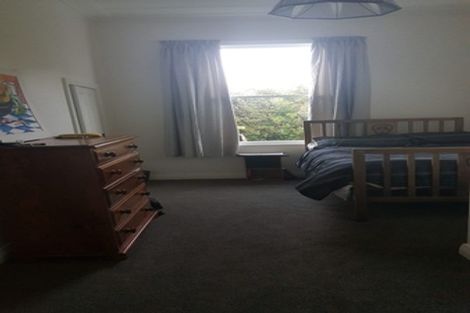 Photo of property in 28 Motu Street, Saint Clair, Dunedin, 9012