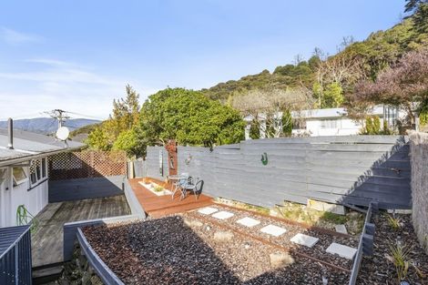 Photo of property in 211 Wainuiomata Road, Wainuiomata, Lower Hutt, 5014