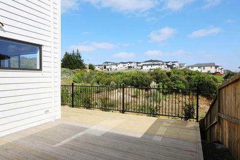 Photo of property in 24 Ballyalton Crescent, Flat Bush, 2019