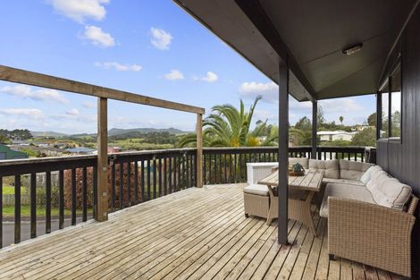 Photo of property in 1 Matai Place, Huntly, 3700