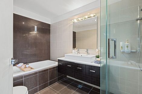 Photo of property in 30 Little Compton Mews, Snells Beach, 0920