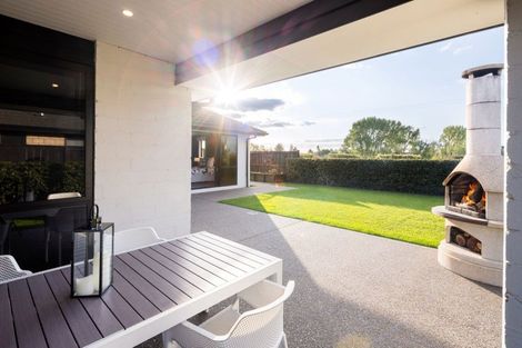 Photo of property in 32 Helen June Avenue, Flagstaff, Hamilton, 3210