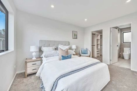 Photo of property in 29c Rotoiti Avenue, Pakuranga Heights, Auckland, 2010