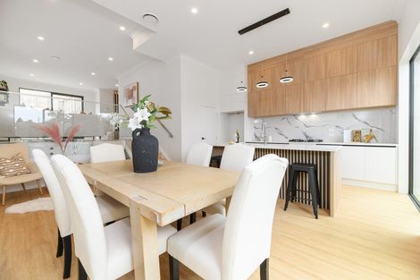 Photo of property in 1/11a Falstone Lane, Browns Bay, Auckland, 0630