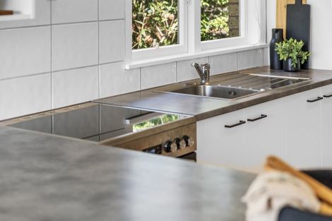 Photo of property in 16 Prisk Street, Melville, Hamilton, 3206