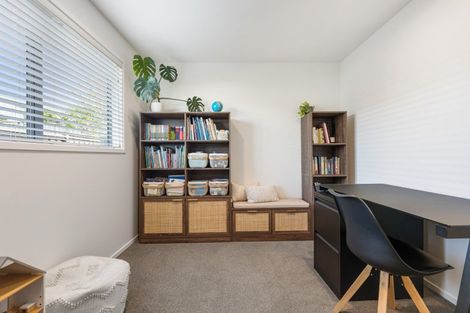 Photo of property in 71 Pohutukawa Parade, Riverhead, 0820