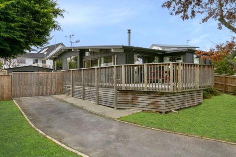 Photo of property in 6 Kensington Place, Richmond Heights, Taupo, 3330