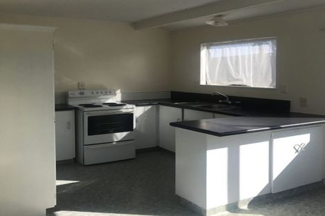 Photo of property in 3/21 Randwick Crescent, Moera, Lower Hutt, 5010