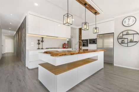 Photo of property in 4 Drumconnell Drive, Flat Bush, Auckland, 2019