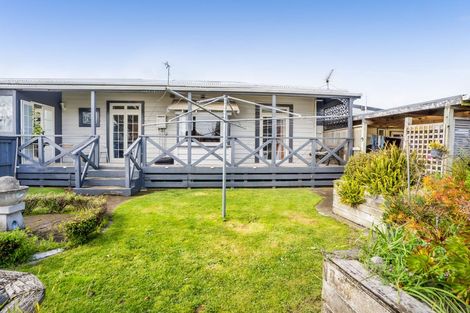 Photo of property in 231 Glover Road, Hawera, 4610