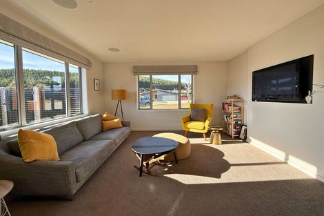 Photo of property in 63 Minaret Ridge, Wanaka, 9305