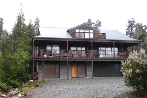 Photo of property in 23 Korua Street, Moana, 7872