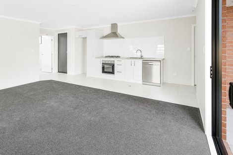 Photo of property in 1/11 Matthews Crescent, Melville, Hamilton, 3206