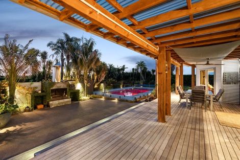 Photo of property in 650 One Tree Point Road, Ruakaka, Whangarei, 0171