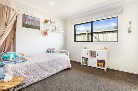 Photo of property in 7 Tilly Lane, Huapai, Kumeu, 0810