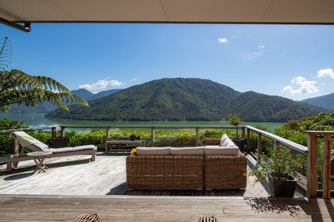 Photo of property in 63 Tepuia Heights, Havelock, Picton, 7281