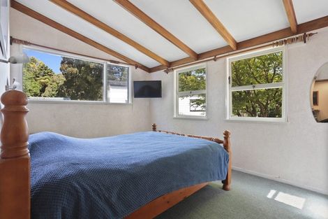 Photo of property in 39 Arapito Road, Titirangi, Auckland, 0604