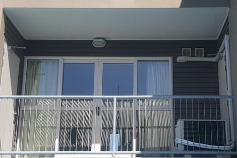 Photo of property in 28/30 Mathesons Road, Phillipstown, Christchurch, 8011