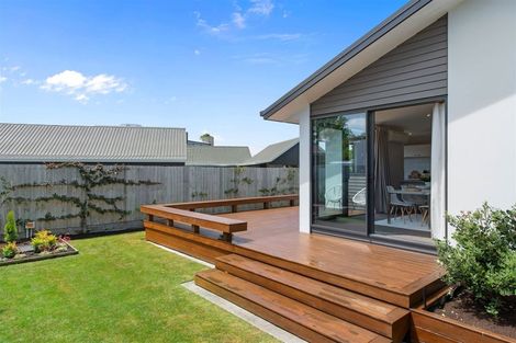 Photo of property in 56 Mcfaddens Road, St Albans, Christchurch, 8052